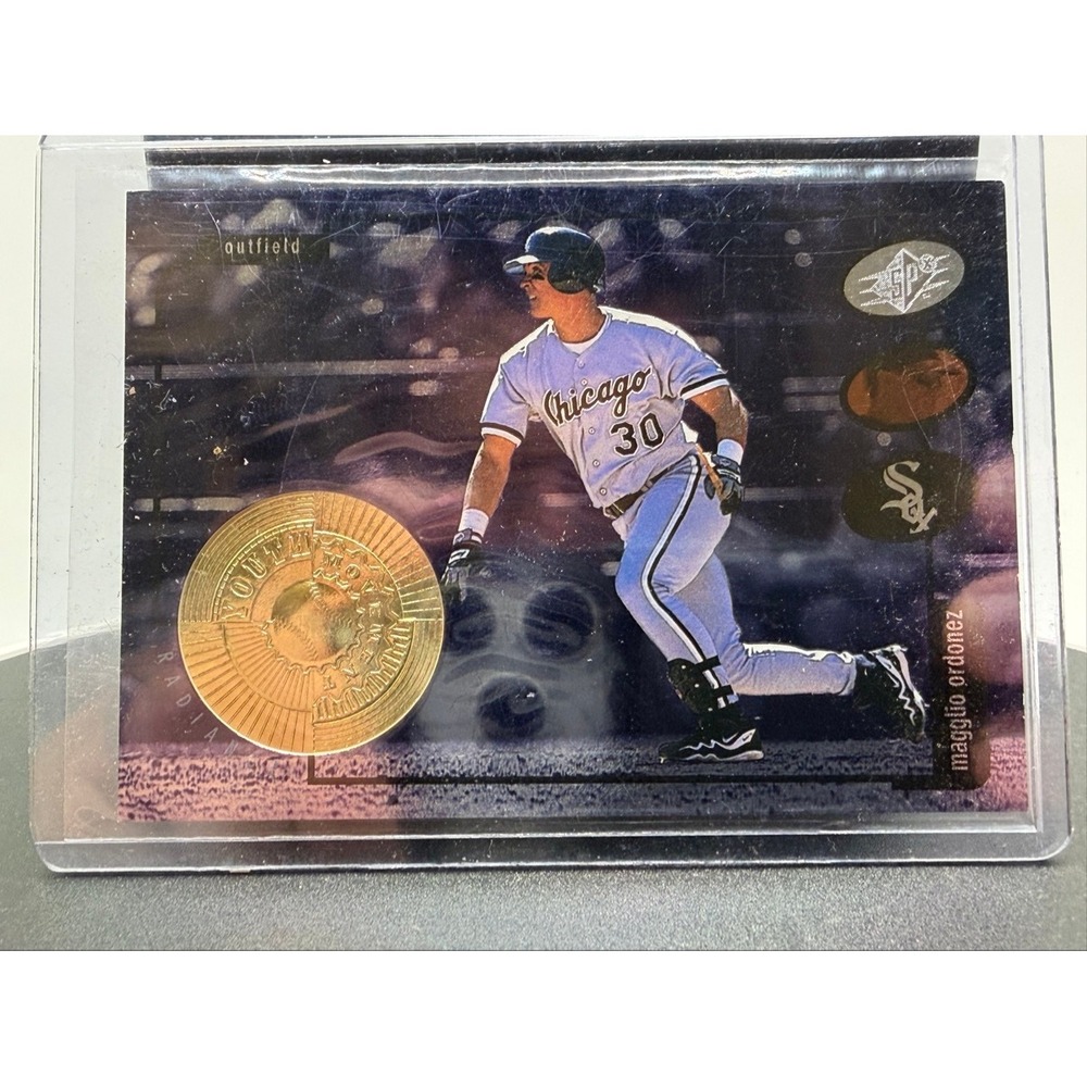 1998 SPx Finite #203 Magglio Ordonez Radiance 2446/2500 White Sox